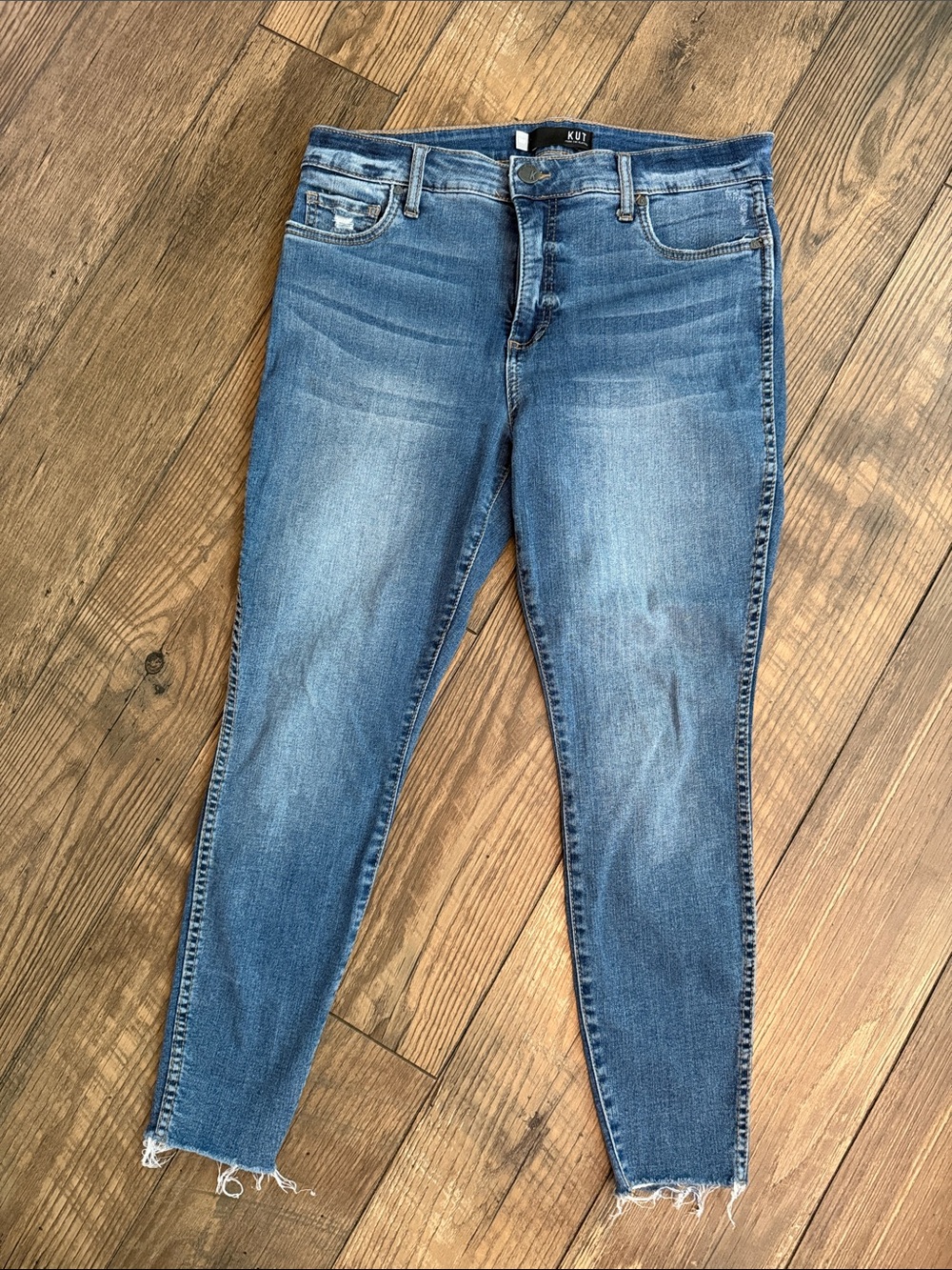 Kut from the Kloth Donna Fab Ab Light Blue Frayed Hem Skinny Jeans